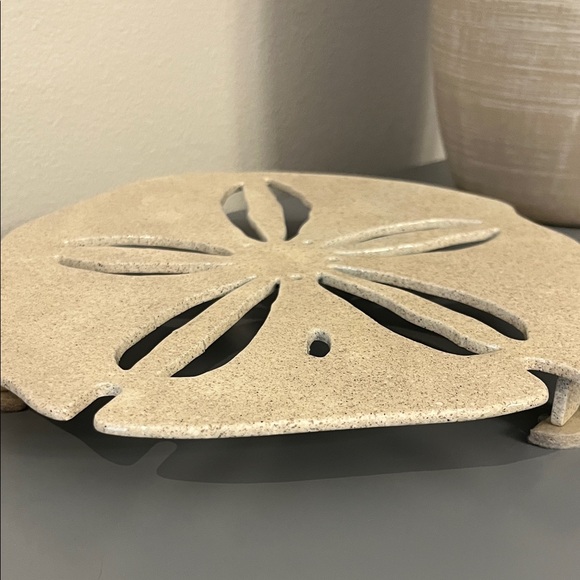 Hand Crafted Signed Sand Dollar Metal Trivet Beige - Picture 3 of 3